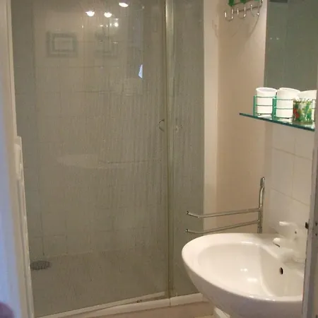 Chateau De Lamberval Bed & Breakfast *