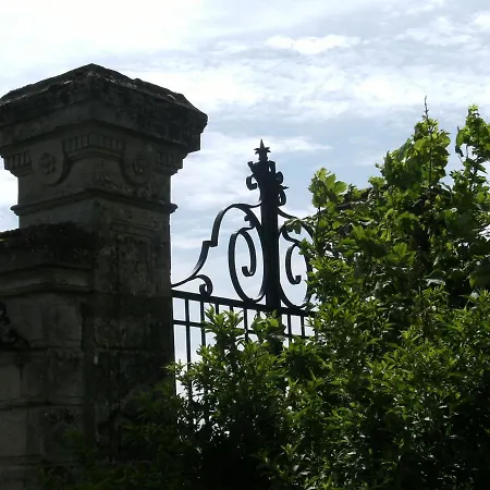 Chateau De Lamberval Bed & Breakfast