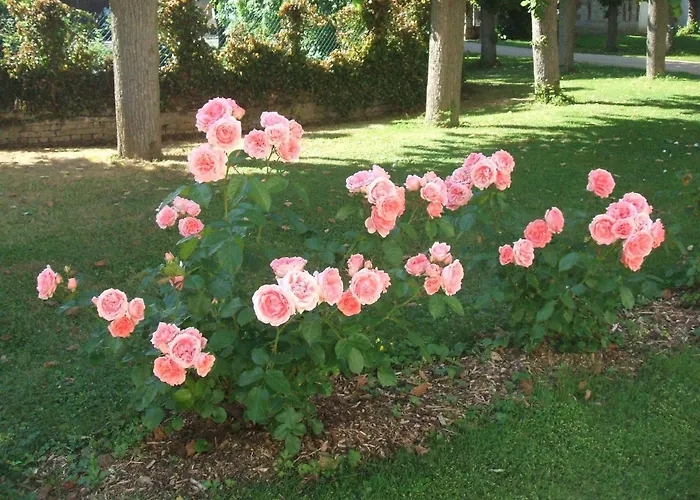 Chateau De Lamberval *