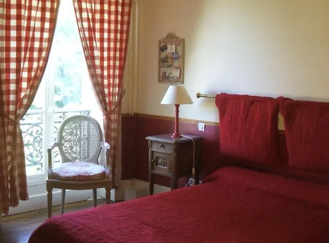 Chateau De Lamberval *